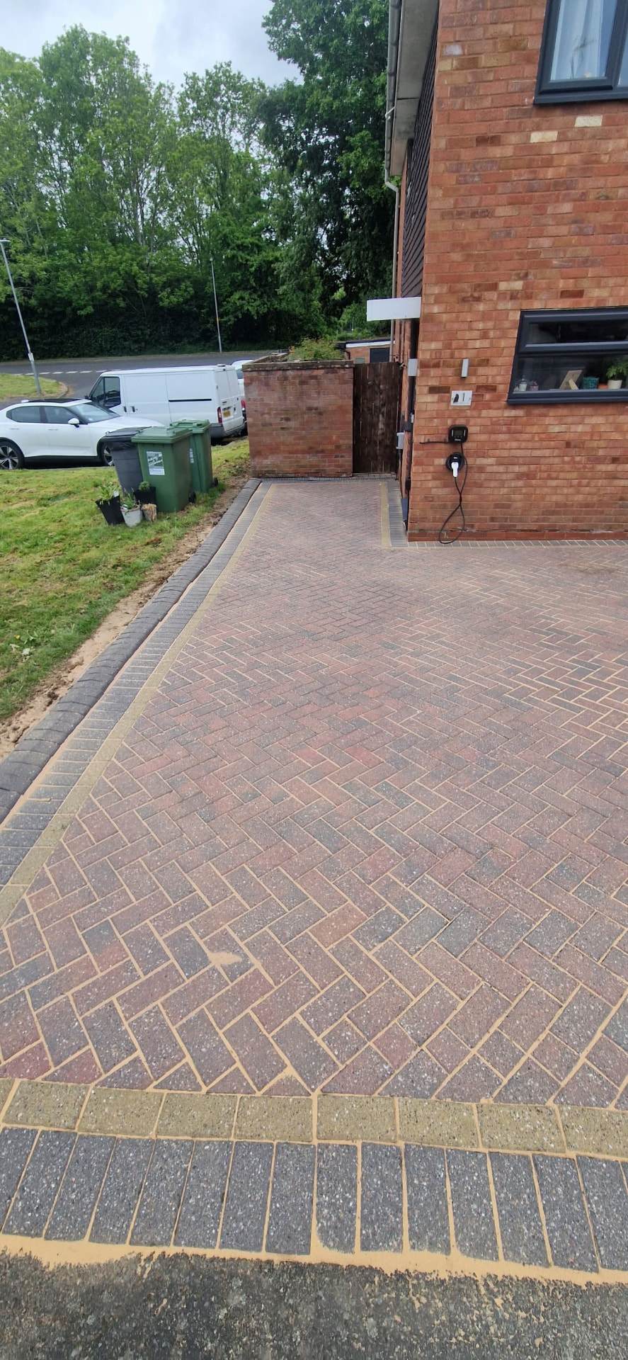 Block paved driveway after professional pressure washing in Redditch, Worcestershire